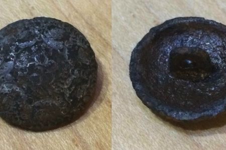 old button.jpg