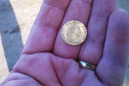 gold coin.jpg